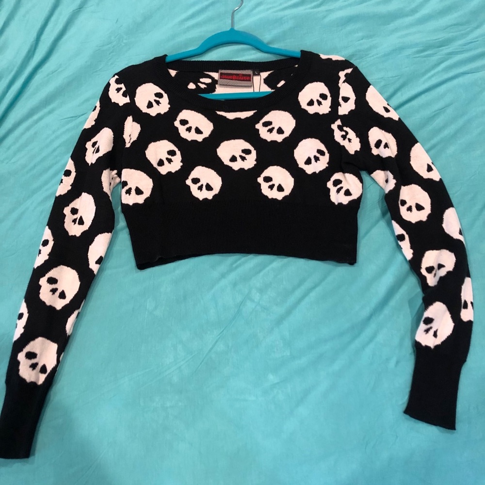 Cropped Skull Sweater